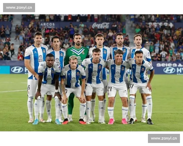 足球比赛全场攻防博弈与战术较量精彩回顾解析深度剖析与关键瞬间盘点 - 副本 (8) - 副本